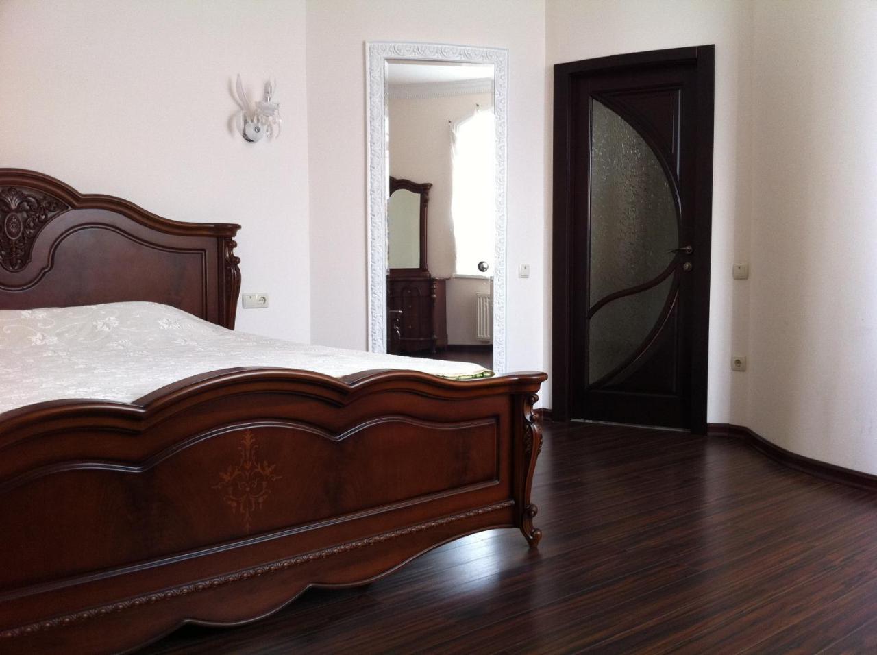 1 Комнатная Квартира В Районе Греческой Площади Odessa Extérieur photo